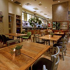 ロイヤルガーデンカフェ （Royal Garden Caf&eacute;） 飯田橋