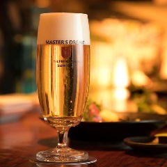 お好きなドリンクで乾杯！満足いただける充実のラインナップ