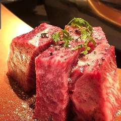 赤身専門焼肉と肉料理のお店 あかみ屋 HANARE 