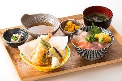 明太子食べ放題 博多海鮮食堂 魚吉 （天神ソラリアステージB2F）