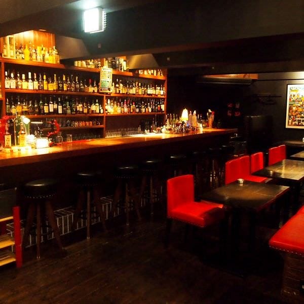 Bar Grill Chugalug 店内 ぐるなび