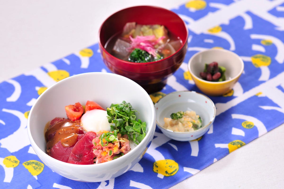 Marumo Guranfurontoosakaumekitaseraten Umeda Osaka Station Teishoku Japanese Style Set Meals Gurunavi Restaurant Guide