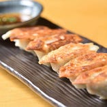 広島県産神石高原ポークを使った肉汁あふれる餃子