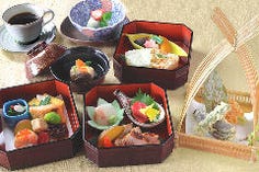 特製三段重弁当