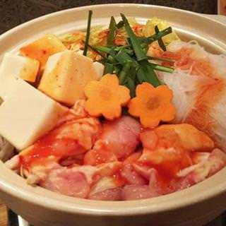 創作鶏居酒屋 笑って屋_<鶏鍋>満足コース3500円ポッキリ