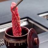もとぶ牛壺漬け
Motobu beef marinated in a pot