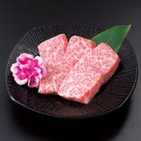 もとぶ牛特上カルビ
Motobu beef premium short rib