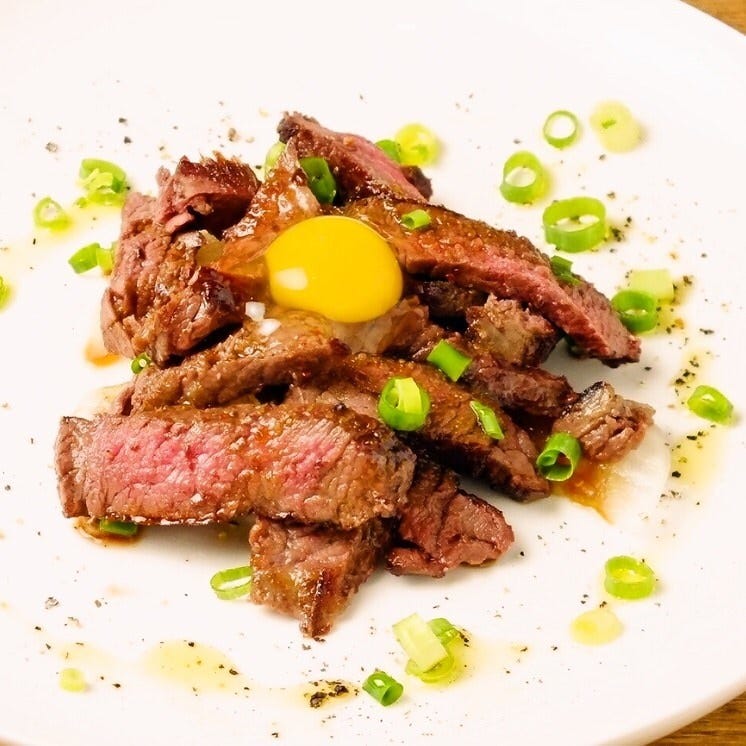 キッズスペース完備の子連れランチができるブロッサムヒルランチコースの肉料理