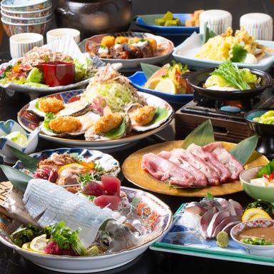 自社活魚車港直接仕入れ 玄海亭本店_【玄海亭 6,000円コース・飲み放題時間無制限付き】⇒活いか/和牛すきやき小鍋など