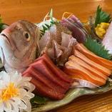 新鮮鮮魚と一緒に日本酒もお楽しみ下さい