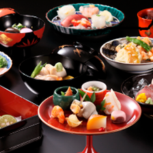 日本料理の伝統に加賀料理を取り入れ