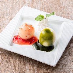 ミニ雪見だいふく ~抹茶&イチゴ~ 旨唐揚げと居酒メシ ミライザカ ルルサス防府店_ミニ雪見だいふく ~抹茶&イチゴ~