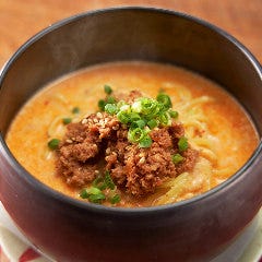 豆乳担々麺 旨唐揚げと居酒メシ ミライザカ ルルサス防府店_豆乳担々麺