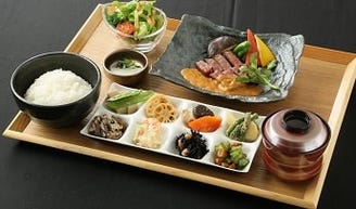京ごはんと鉄板焼き 京月 天満橋店 ランチメニュー ぐるなび