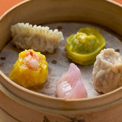 かわいい見た目にウキウキする 飲茶ランチコースの点心