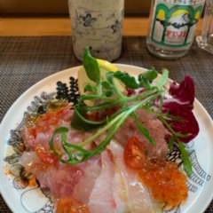大人気！宮崎「産直鮮魚と北海道いくら、生うにのカルパッチョ」