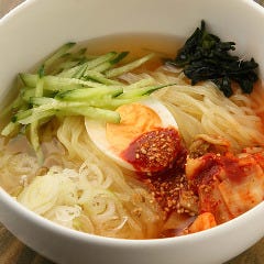 焼肉の〆は…やぱりこの さっぱり盛岡冷麺味の一杯で