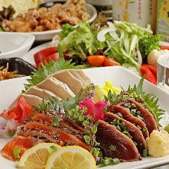 ガッツリ食べたい方にも大満足のメニューを豊富に揃えております