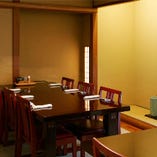 【柏松 / 赤松】2階テーブル個室