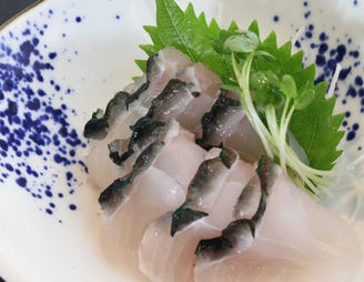 おもろ殿内 那覇新都心店 メニュー イラブチャー刺身 ぐるなび