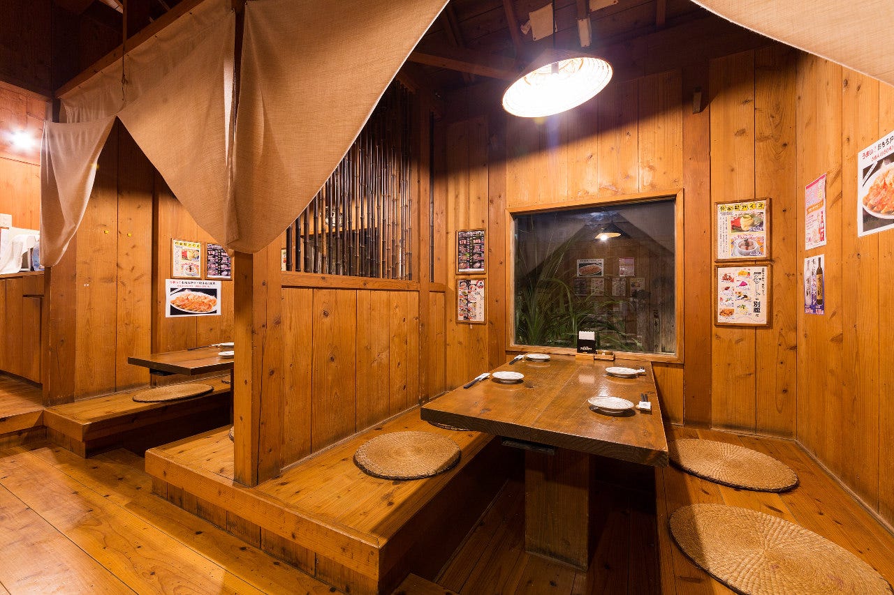 おもろ 殿内 那覇 新 都心 店