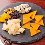 4種のチーズ盛り合わせ