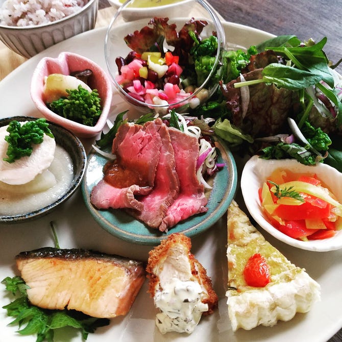 Zukekura Deli Cafe ズケクラデリアンドカフェ 宝塚 カフェ ぐるなび