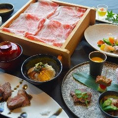 全て個別盛りでステーキやせいろ蒸しなどお楽しみいただけます。