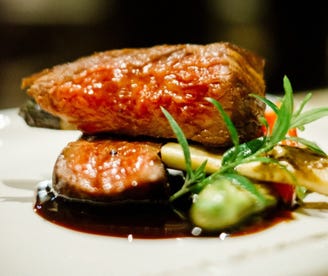 35ヶ国250種類 世界のワイン博物館 グランフロント大阪店 メニュー フード ぐるなび