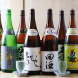 ●日本各地の銘酒●
蔵元から直接買い付けの幻の酒も…