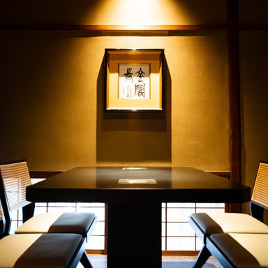 絵画の料理 Edible Art Restaurant_6名×1、8名×1