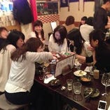 日本酒女子会で盛り上がってます