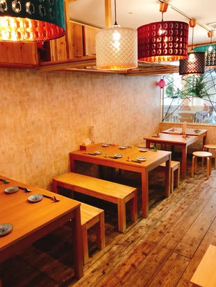 ゆったり個室 石垣島で食事 ディナー 人気の完全個室 ソファー席など ぐるなび