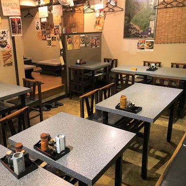 名物宮崎地鶏料理のお店 とりと 堺筋本町 店内の画像