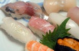 にぎり寿司
瀬戸内の旬を味わって下さい。