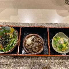 前菜・サラダ　一例　（旬の食材を用いるため、内容は毎回異なります）