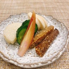 先付　一例　（自家製糠漬けを中心にご提供します）