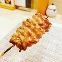 焼鳥　一串一串備長炭で丁寧に焼き上げて最高の状態でご提供します