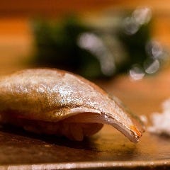 鮨 栄美古