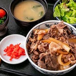 【ランチ】淡路牛と特産たまねぎ 特製淡路島牛丼