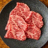 ◆和牛しんたま◆
お肉の旨味をしっかり味わえるやわらかな部位