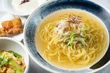 鶏スープ麺と炒飯セット