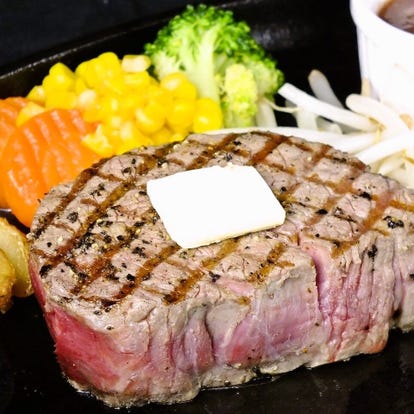 新宿 ランチ ステーキ デートに使える おすすめ人気レストラン ぐるなび