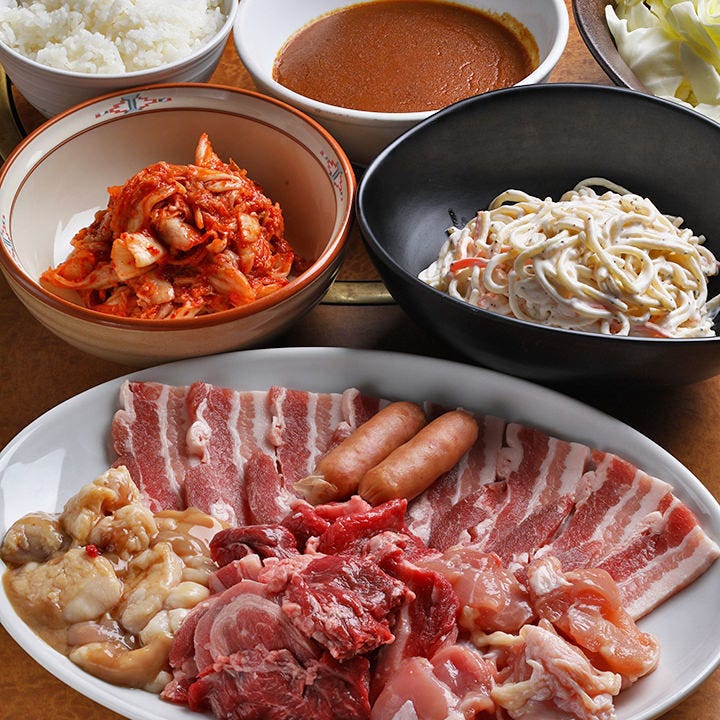 完全網羅 梅田の焼肉食べ放題13選 精肉店直営や人気の老舗 コスパ良しの黒毛和牛も Favy ファビー