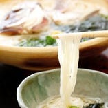 鯛そうめん＞鯛の頭で出汁を取り、煮麺にした瀬戸内の祝いの料理