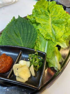炭火焼肉 衛門 メニュー 逸品メニュー ぐるなび