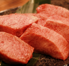 炭火焼肉衛門