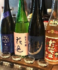 くずし割烹こまじろ 三宮店_日本酒呑み比べセットが人気です！！