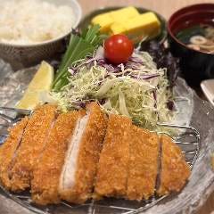 ヤマトポークのロースカツ 幻のヘルメスソース 和×diner やまと小町 YAMATOKOMACHI_ヤマトポークのロースカツ 幻のヘルメスソース