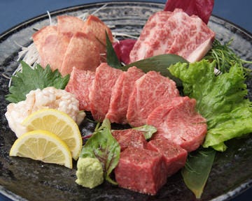 和牛炭火焼肉 牛仙 元住吉店
